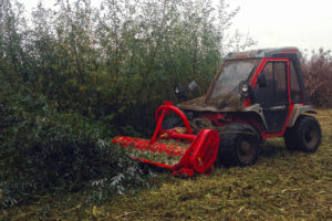 Débroussaillage au tracteur Reform